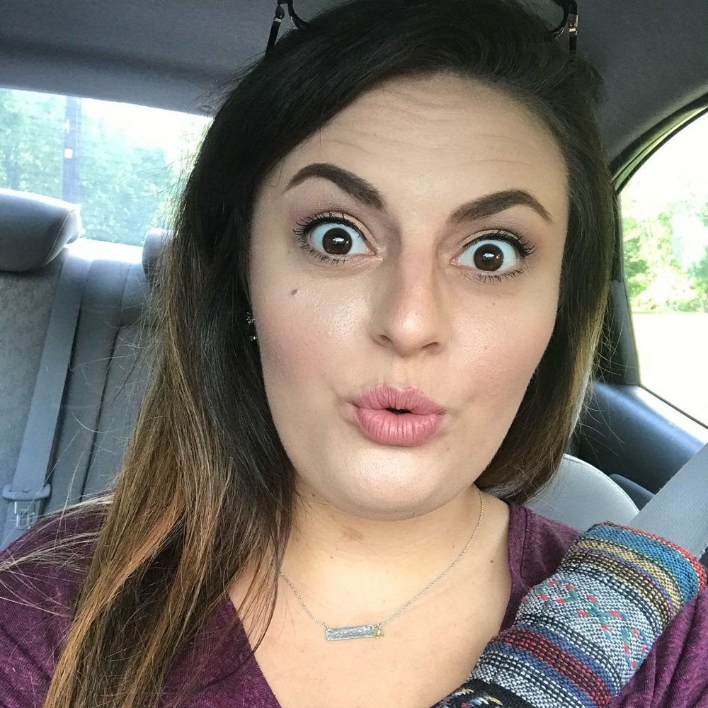 Meet your Posher, Corinne